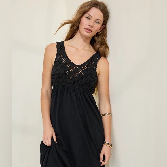 NWT Aerie Elegant Black Maxi Dress with Crochet Detail Small - Picture 3 of 9